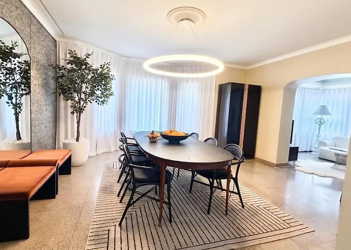 Apartment Steps To & Designer Lakefront With Free Parking Chicago
