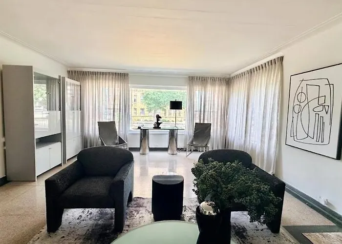 Apartment Steps To & Designer Lakefront With Free Parking Chicago